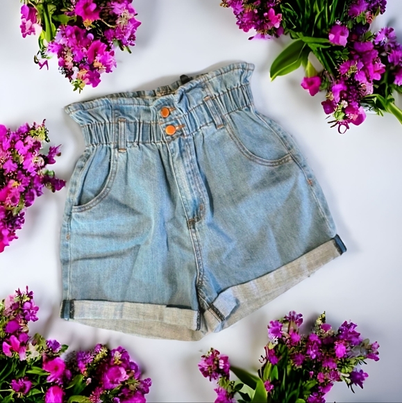 STS Blue Pants - Paper bag high-waisted denim shorts